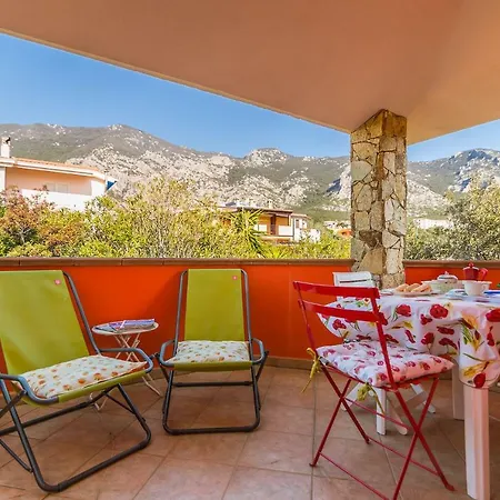 Affittasardegna-casa Arancio بيت للعطل